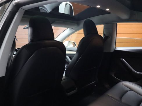 Used 2023 Tesla Model 3 Standard Range image 41