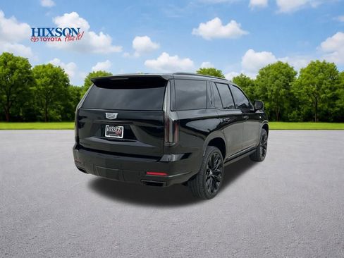 Used 2025 Cadillac Escalade Sport Platinum w/ LPO, ONYX Package image 7