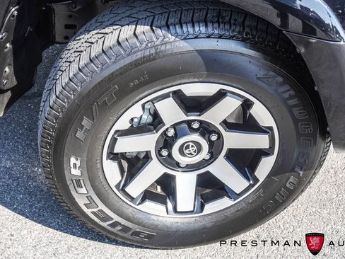 Used 2024 Toyota 4Runner TRD Off-Road Premium AWD/4WD image 12
