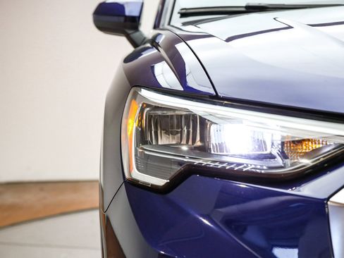 Certified 2022 Audi Q3 2.0T Premium w/ Convenience Package image 5