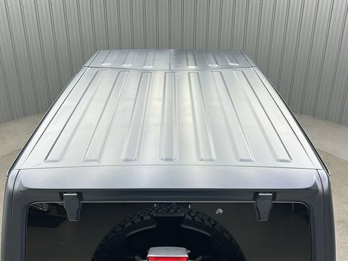 Used 2024 Jeep Wrangler Unlimited image 18