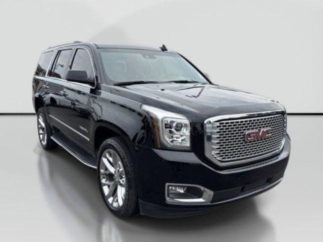 Used 2017 GMC Yukon Denali AWD/4WD image 7
