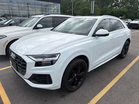 Used 2019 Audi Q8 Premium Plus w/ Premium Plus AWD/4WD image 3