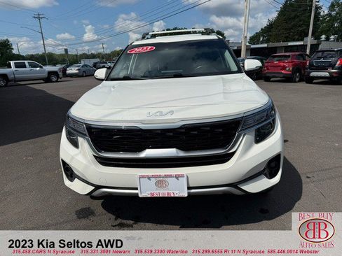 Used 2023 Kia Seltos S w/ Navigation Package AWD/4WD image 8