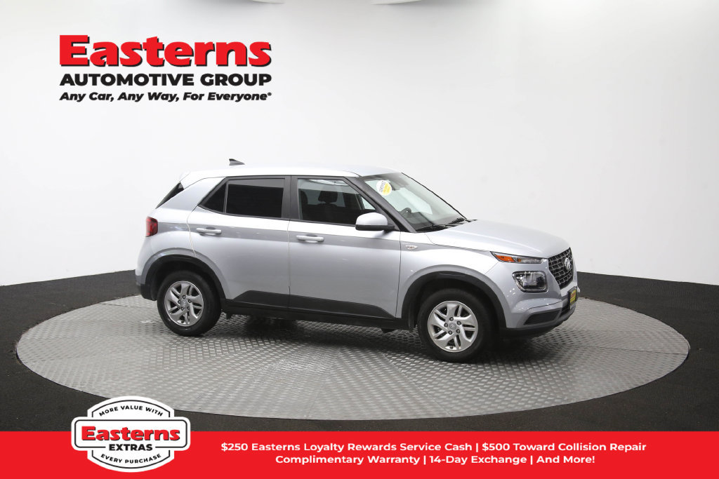 Used 2022 Hyundai Venue SE FWD image 48
