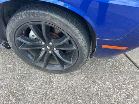 Used 2018 Dodge Challenger SXT Plus RWD image 8