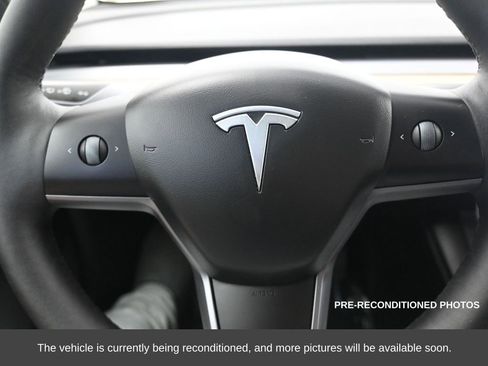 Used 2022 Tesla Model 3 Long Range image 16