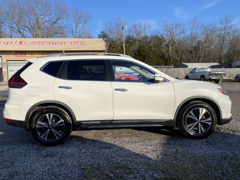 Used 2018 Nissan Rogue SL image 4