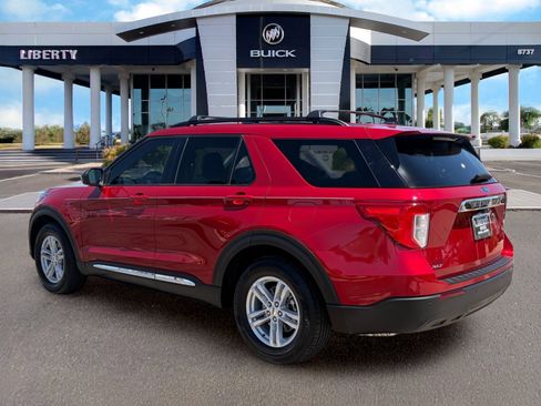 Used 2023 Ford Explorer XLT RWD image 6