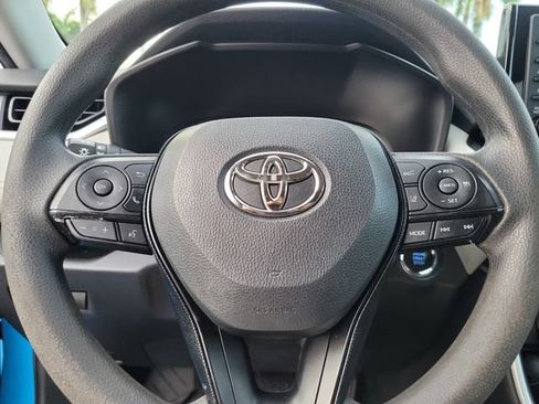 Used 2020 Toyota RAV4 XLE FWD image 19