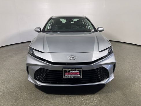 Certified 2025 Toyota Camry LE image 8