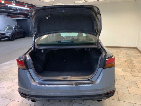 Used 2023 Nissan Altima 2.5 SR w/ SR Premium Package AWD/4WD image 8