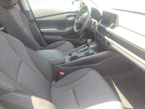 Used 2024 Honda Accord LX image 8