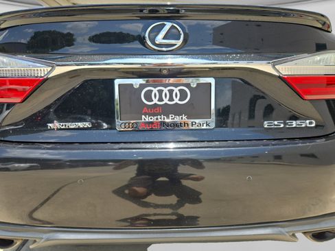 Used 2016 Lexus ES 350 w/ Luxury Package w/Wood Trim FWD image 19