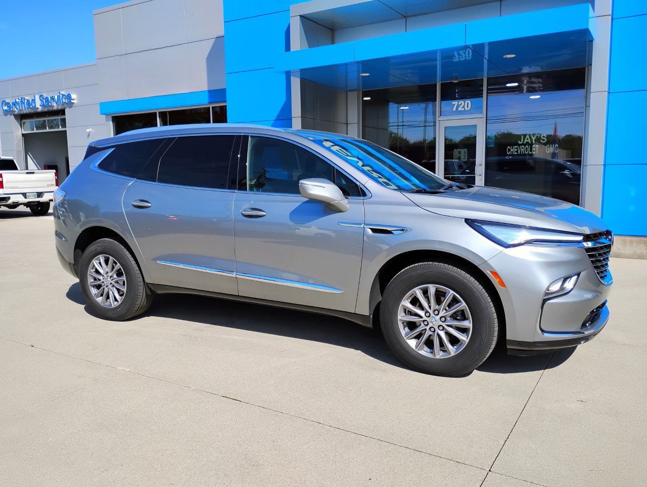 Used 2024 Buick Enclave Essence w/ Trailering Package, 5000 lbs. AWD/4WD image 5