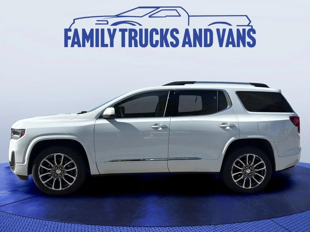 Used 2023 GMC Acadia Denali AWD/4WD image 2