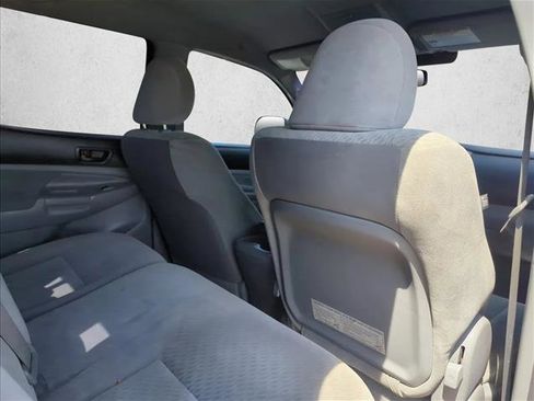 Used 2010 Toyota Tacoma PreRunner image 22