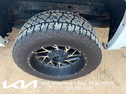 Used 2014 Chevrolet Silverado 1500 LTZ Z71 AWD/4WD image 6