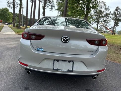Used 2025 MAZDA MAZDA3 s FWD image 4