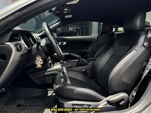 Used 2019 Ford Mustang GT Premium RWD image 16