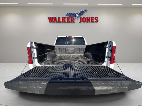 Used 2025 RAM 1500 Laramie image 16
