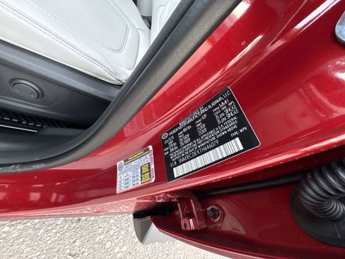 New 2026 Hyundai Tucson Limited image 33