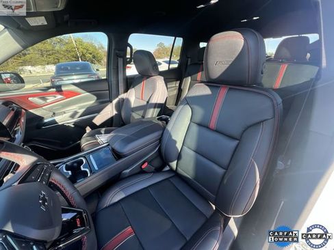 Certified 2026 Chevrolet Traverse RS w/ LPO, Floor Liner Package image 18