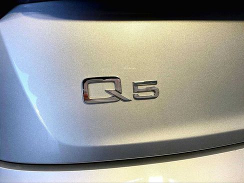 Used 2022 Audi Q5 2.0T Premium w/ Convenience Package AWD/4WD image 35