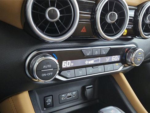 Certified 2025 Nissan Sentra SV w/ SV Premium Package image 30