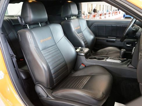 Used 2014 Dodge Challenger R/T RWD image 42