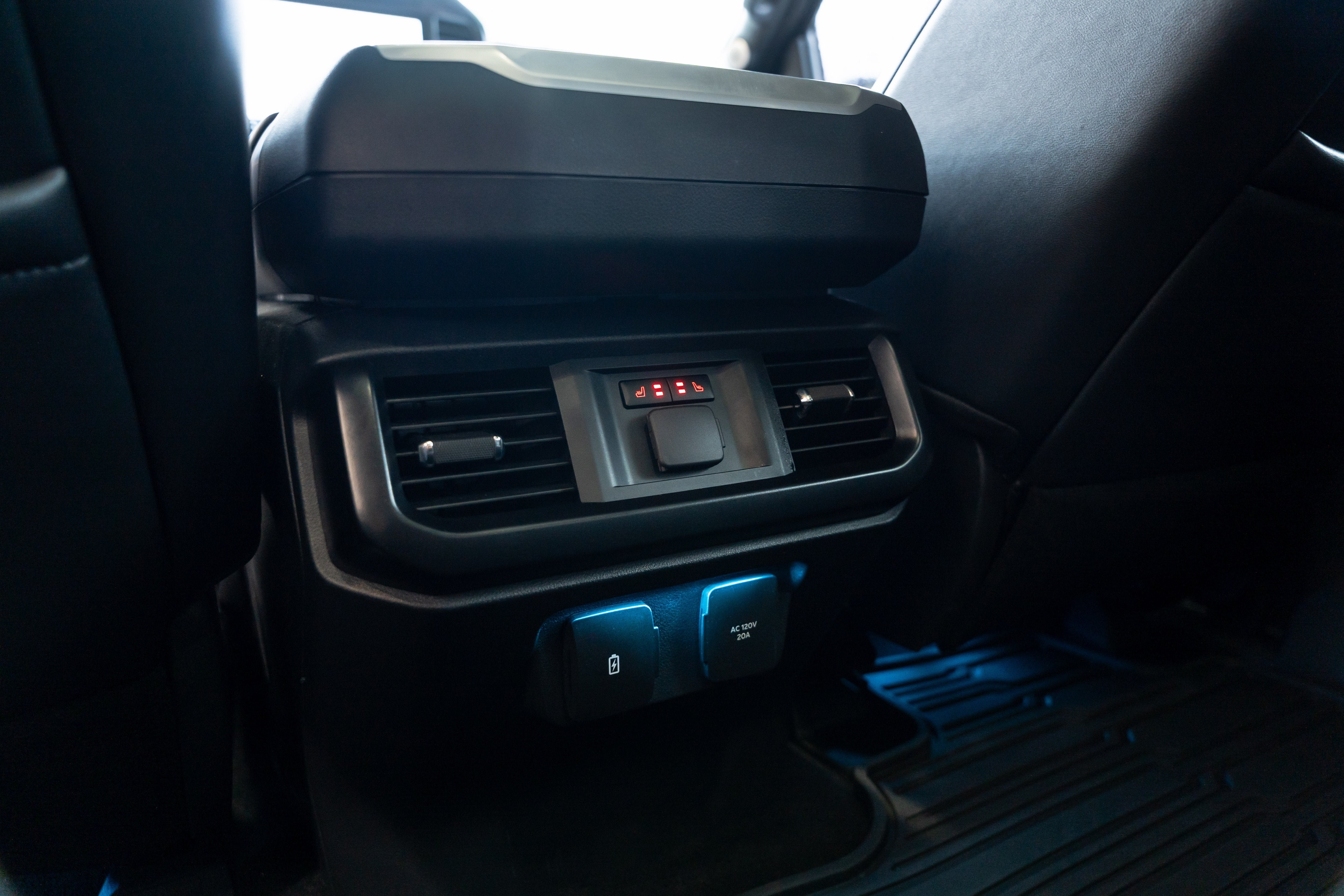 Used 2025 Ford F150 Raptor AWD/4WD image 29
