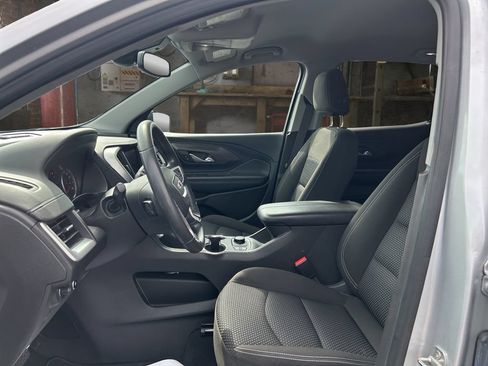 Certified 2022 GMC Terrain SLE w/ Driver Convenience Package FWD image 14