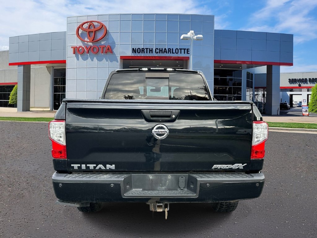 Used 2019 Nissan Titan PRO-4X w/ Pro-4x Convenience Package AWD/4WD image 6