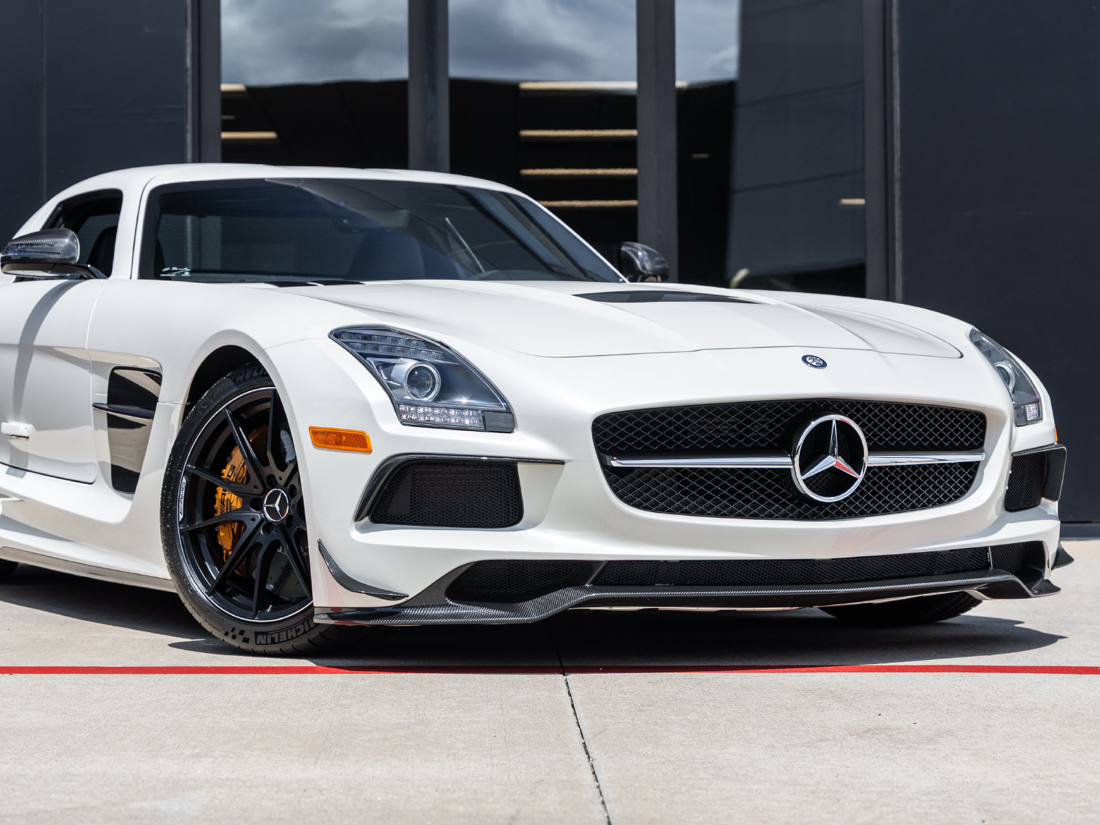 Used 2014 Mercedes-Benz SLS AMG Black Series image 6