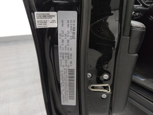 Used 2019 Jeep Cherokee Limited image 33