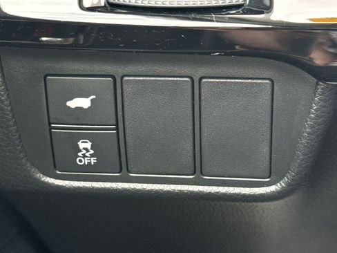 Certified 2025 Honda CR-V EX-L image 32