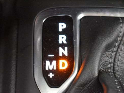 Used 2024 Jeep Gladiator Mojave w/ Technology Group image 21