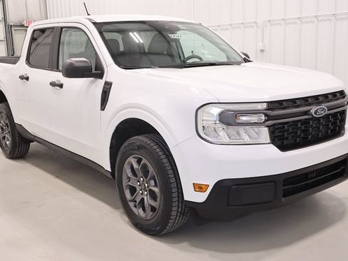 Certified 2023 Ford Maverick XLT image 4