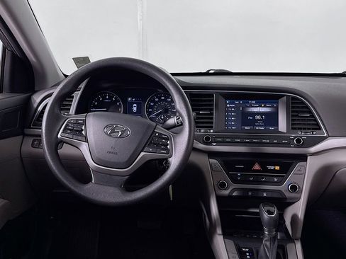 Used 2018 Hyundai Elantra SEL image 11