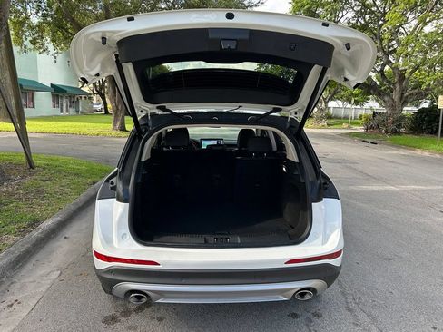 Used 2023 Lincoln Corsair FWD image 33