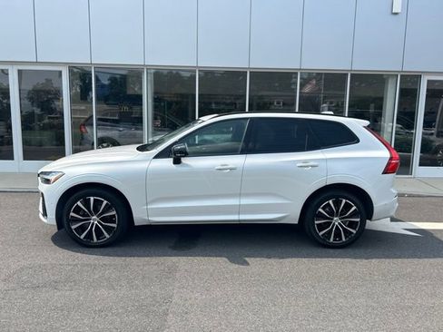 Used 2024 Volvo XC60 B5 Plus w/ Climate Package AWD/4WD image 2