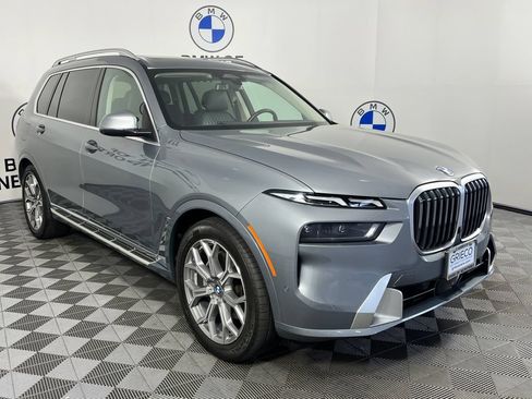 Used 2023 BMW X7 xDrive40i AWD/4WD image 1