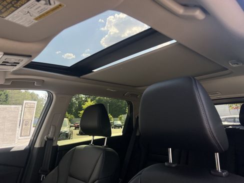 New 2026 Nissan Rogue SV FWD image 10