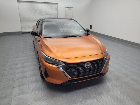 Used 2024 Nissan Sentra SR FWD image 14