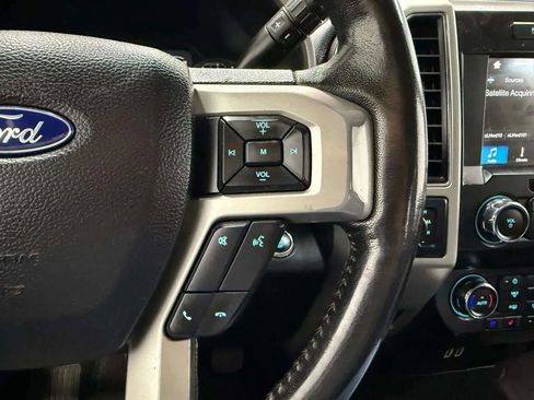 Used 2019 Ford F150 Lariat image 22