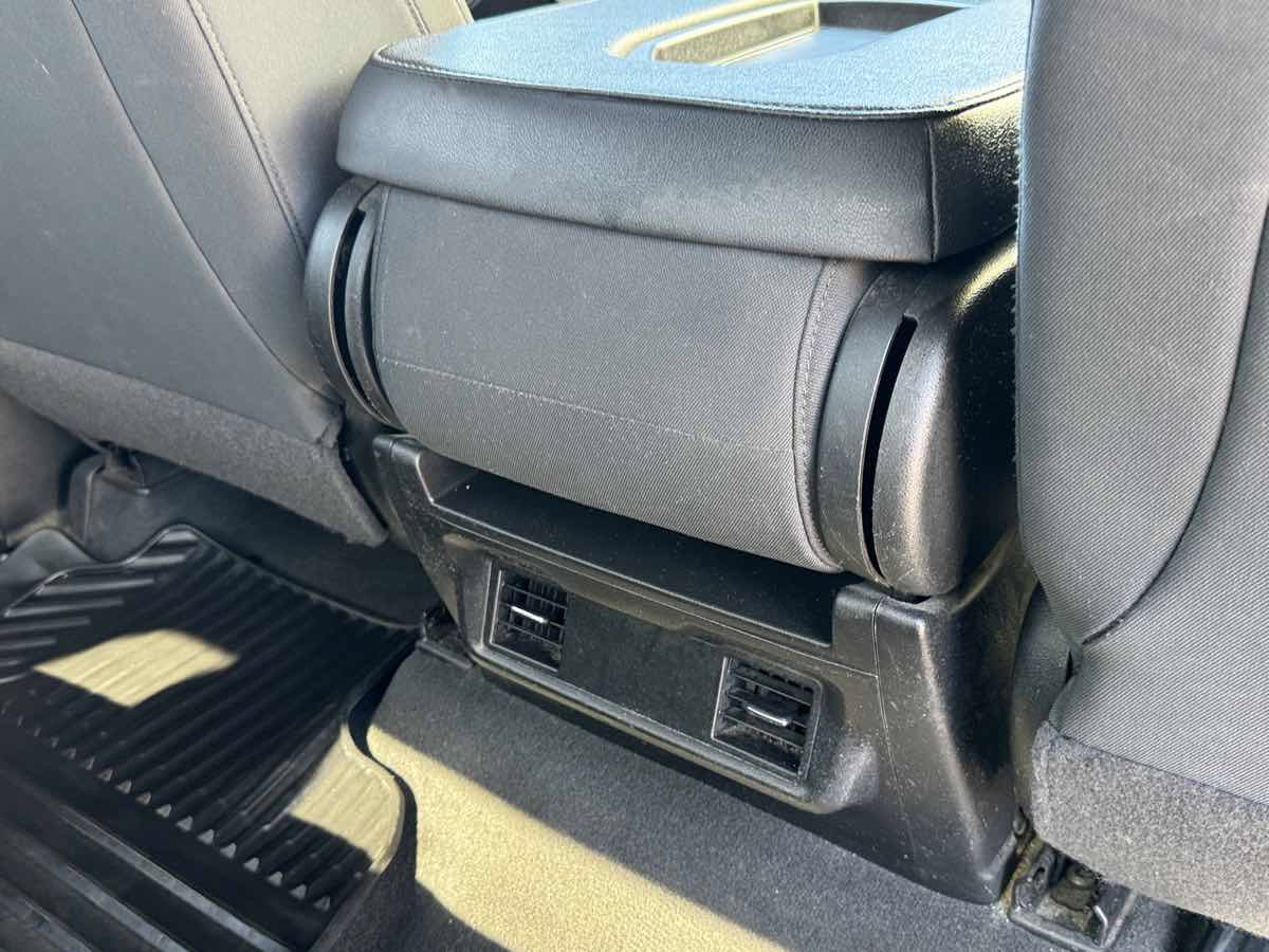 Used 2021 Chevrolet Silverado 1500 Custom Trail Boss AWD/4WD image 17