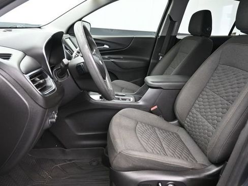 Used 2021 Chevrolet Equinox LT w/ LPO, Floor Liner Package FWD image 26