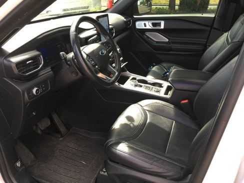 Used 2020 Ford Explorer ST w/ ST High-Performance Pack AWD/4WD image 4