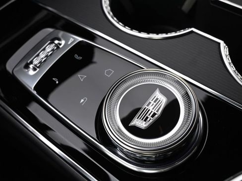 New 2026 Cadillac Lyriq Premium Sport w/ LPO, Floor Liner Package AWD/4WD image 32