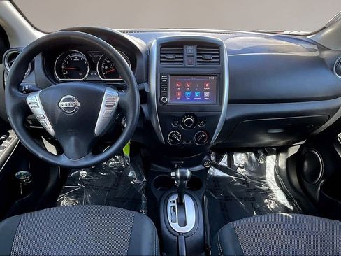 Used 2019 Nissan Versa SV FWD image 7